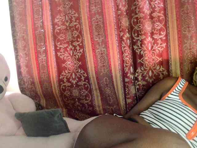 Sexxy-pretty24 webcam