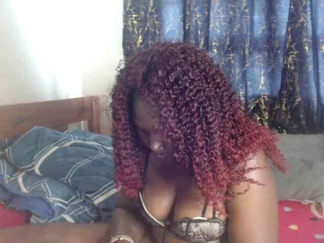 Sexxy-pretty24 webcam