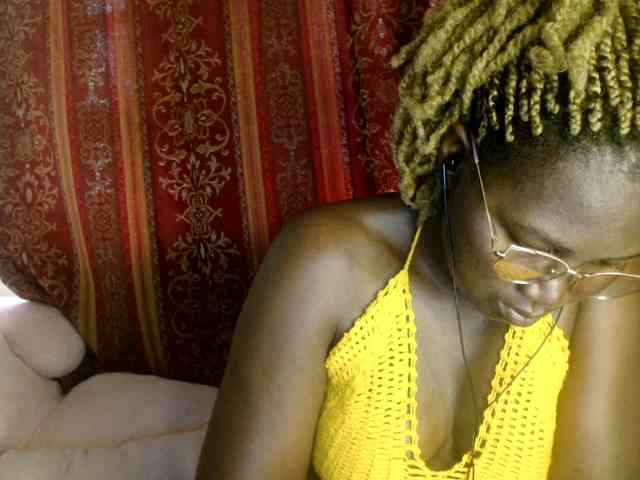 Sexxy-pretty24 webcam