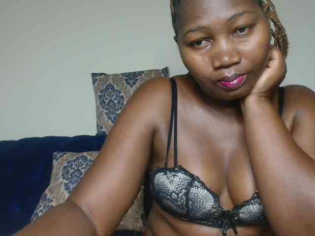 Sexxy-pretty24 webcam