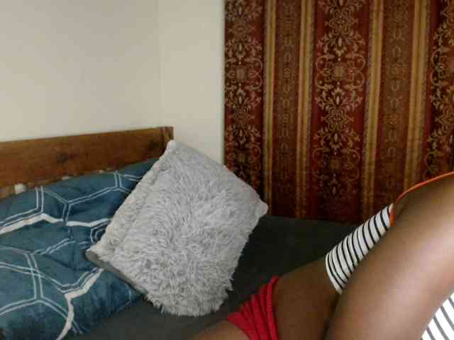 Sexxy-pretty24 webcam