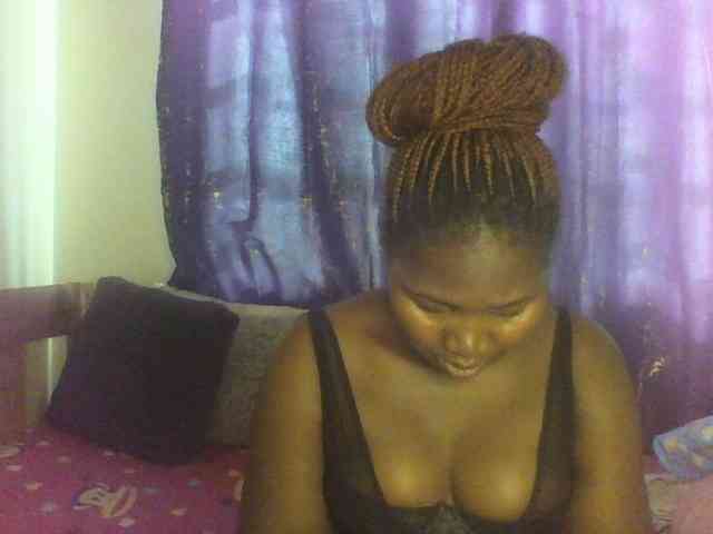 Sexxy-pretty24 webcam