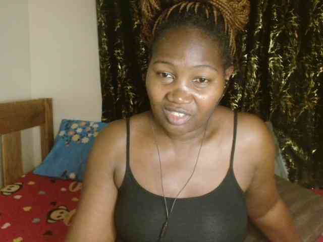 Sexxy-pretty24 webcam