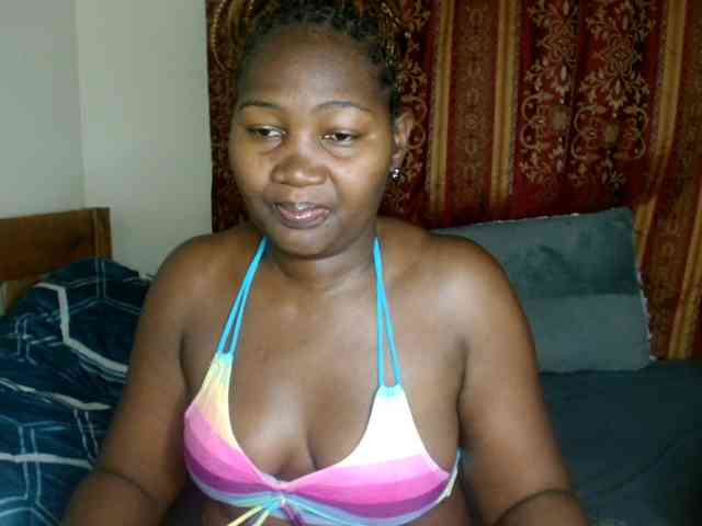 Sexxy-pretty24 webcam