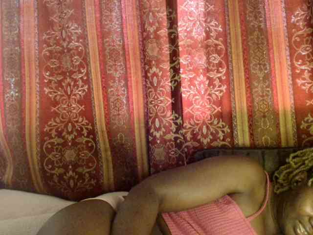 Sexxy-pretty24 webcam