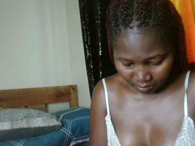 Sexxy-pretty24 webcam