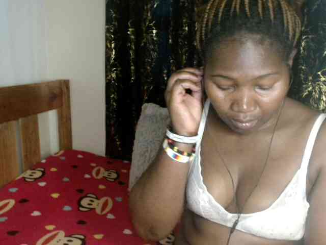 Sexxy-pretty24 webcam