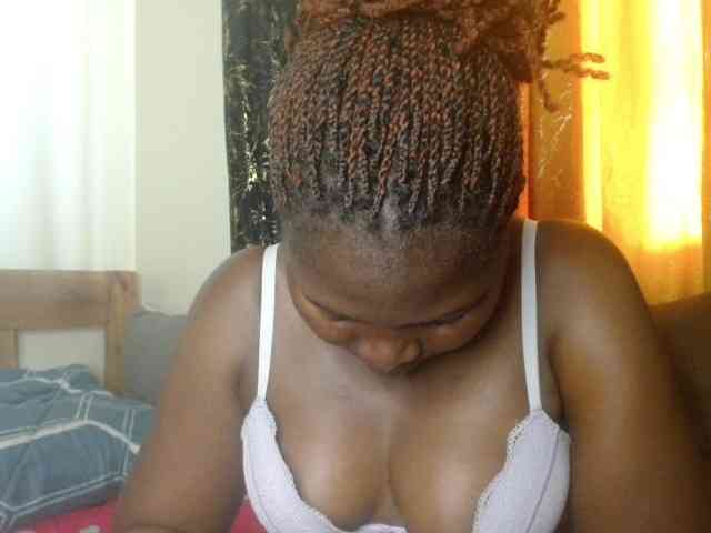 Sexxy-pretty24 webcam