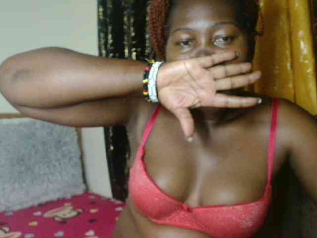 Sexxy-pretty24 webcam