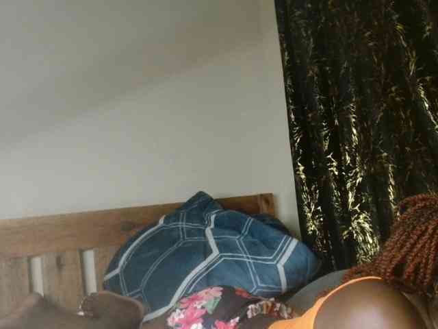 Sexxy-pretty24 webcam