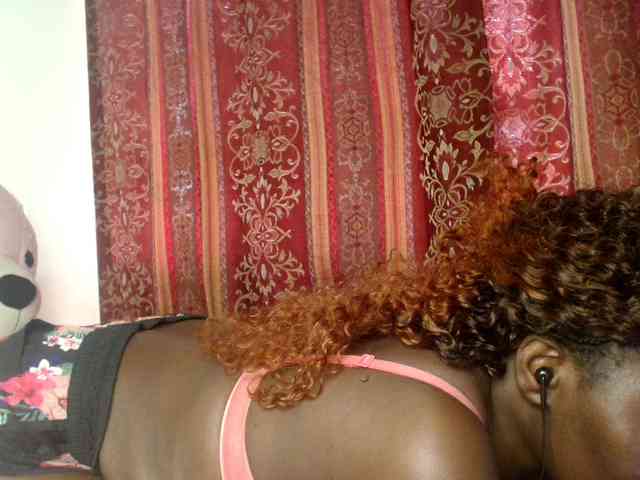 Sexxy-pretty24 webcam