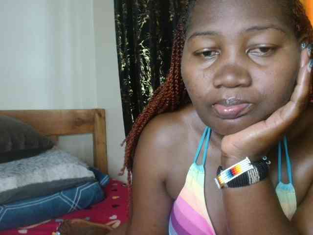 Sexxy-pretty24 webcam