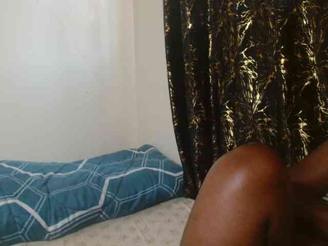 Sexxy-pretty24 webcam