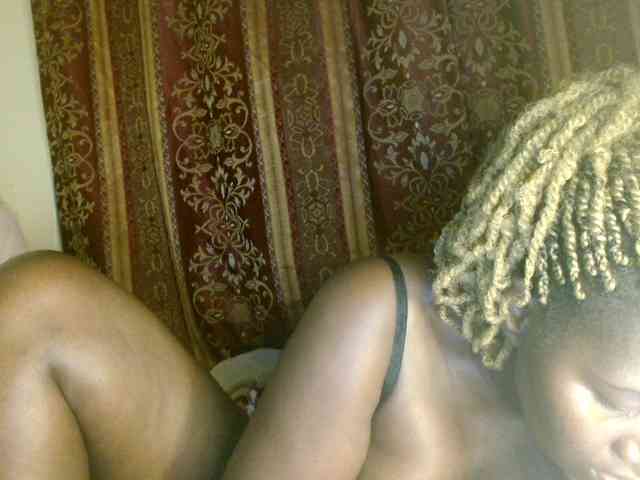 Sexxy-pretty24 webcam