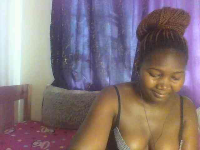 Sexxy-pretty24 webcam