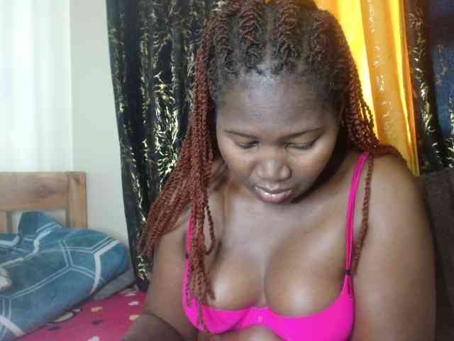 Sexxy-pretty24 webcam