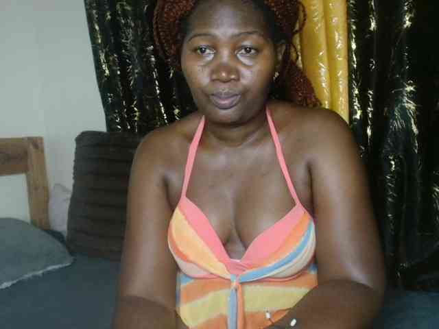 Sexxy-pretty24 webcam