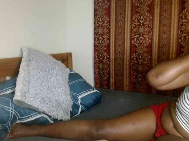 Sexxy-pretty24 webcam