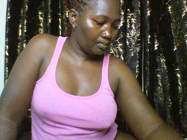 Sexxy-pretty24 webcam