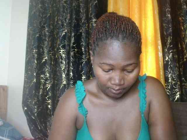 Sexxy-pretty24 webcam