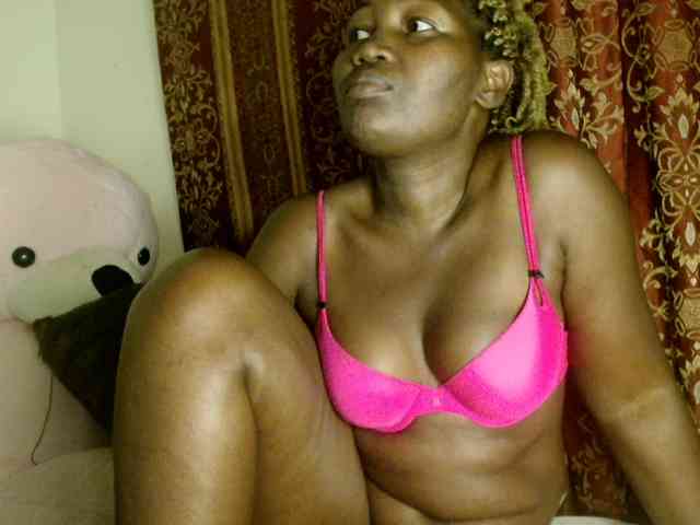 Sexxy-pretty24 webcam