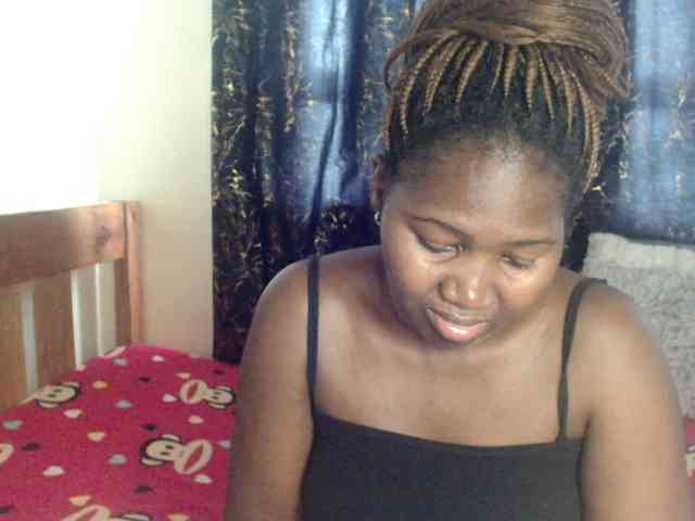 Sexxy-pretty24 webcam