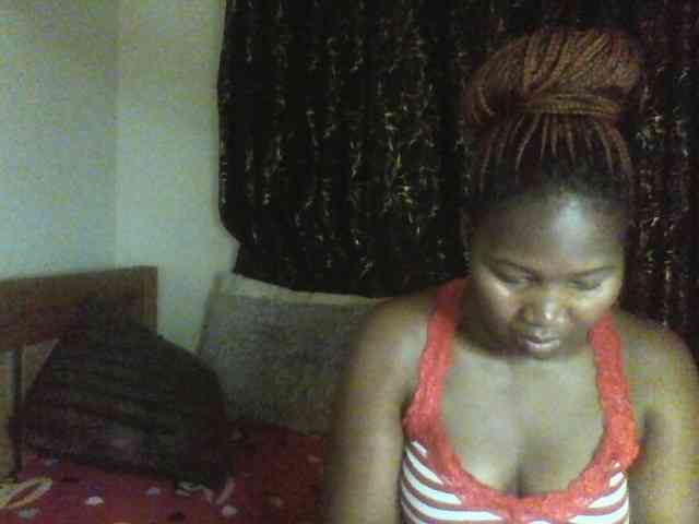 Sexxy-pretty24 webcam