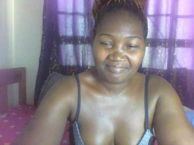 Sexxy-pretty24 webcam