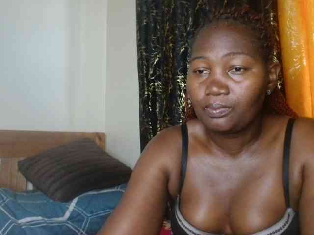 Sexxy-pretty24 webcam