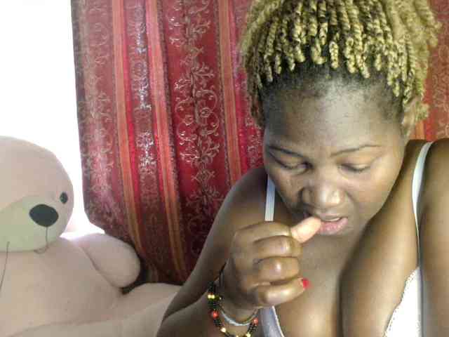 Sexxy-pretty24 webcam