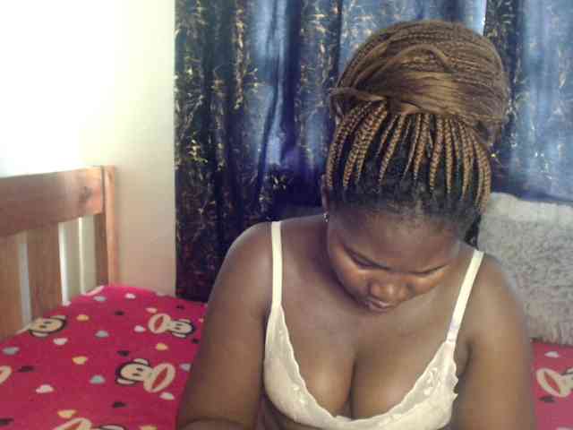 Sexxy-pretty24 webcam