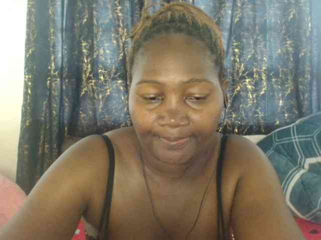 Sexxy-pretty24 webcam