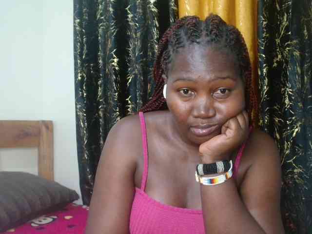 Sexxy-pretty24 webcam