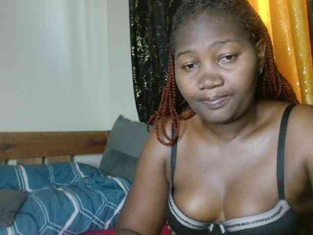 Sexxy-pretty24 webcam