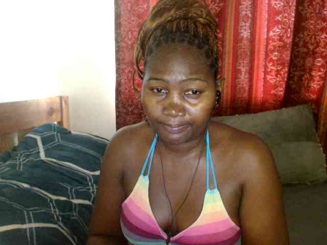 Sexxy-pretty24 webcam