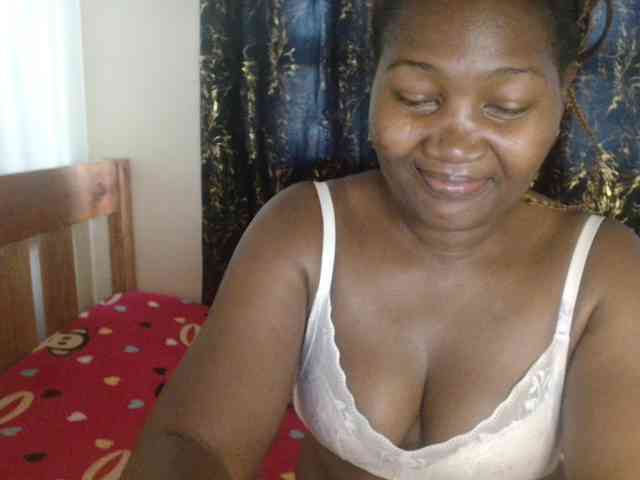 Sexxy-pretty24 webcam