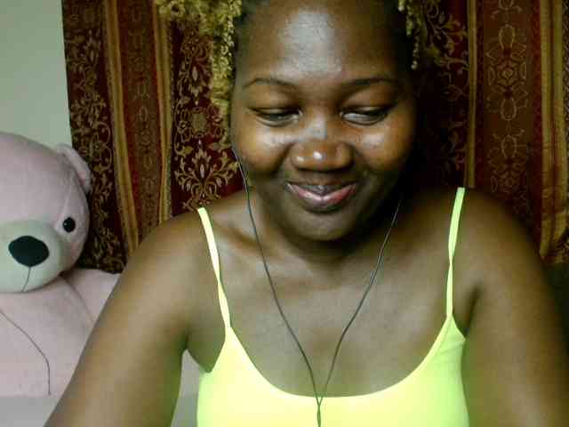 Sexxy-pretty24 webcam