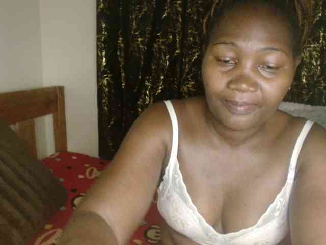 Sexxy-pretty24 webcam