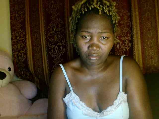 Sexxy-pretty24 webcam