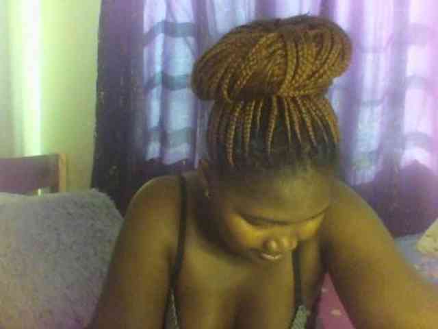 Sexxy-pretty24 webcam