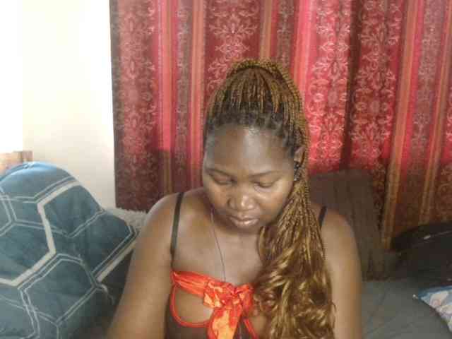Sexxy-pretty24 webcam