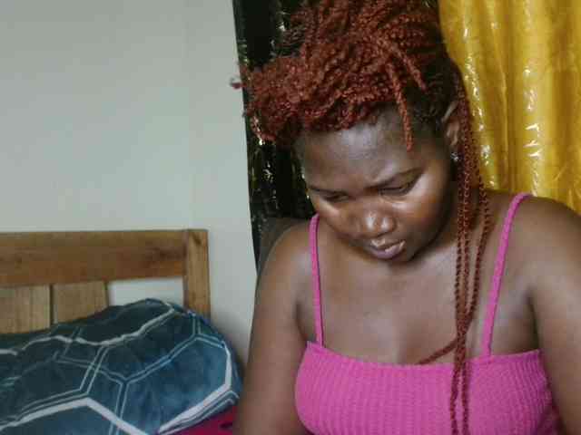 Sexxy-pretty24 webcam