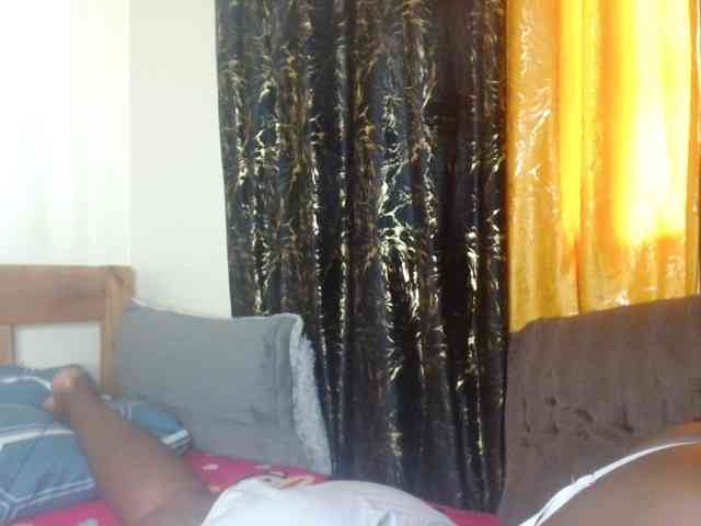 Sexxy-pretty24 webcam