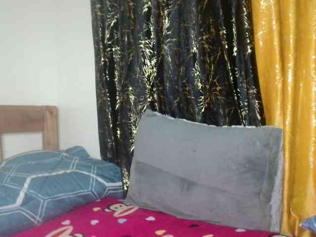 Sexxy-pretty24 Sexxy-pretty24