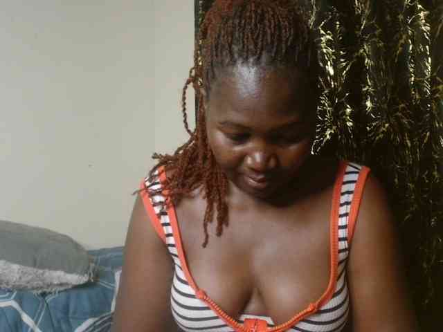 Sexxy-pretty24 webcam