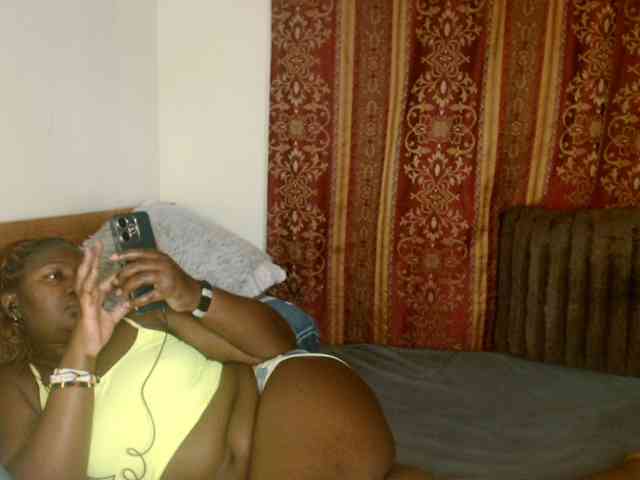 Sexxy-pretty24 Live Webcam on BongaCams
