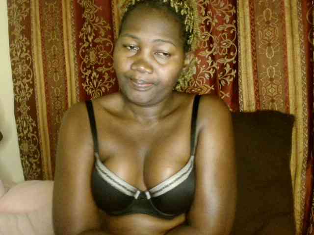 Sexxy-pretty24 webcam