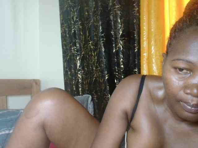 Sexxy-pretty24 webcam