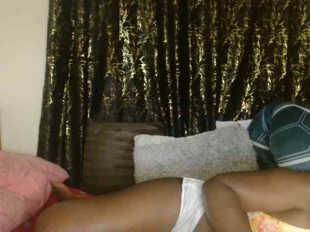 Sexxy-pretty24 webcam