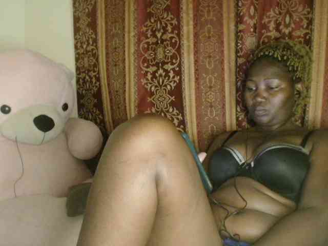 Sexxy-pretty24 webcam